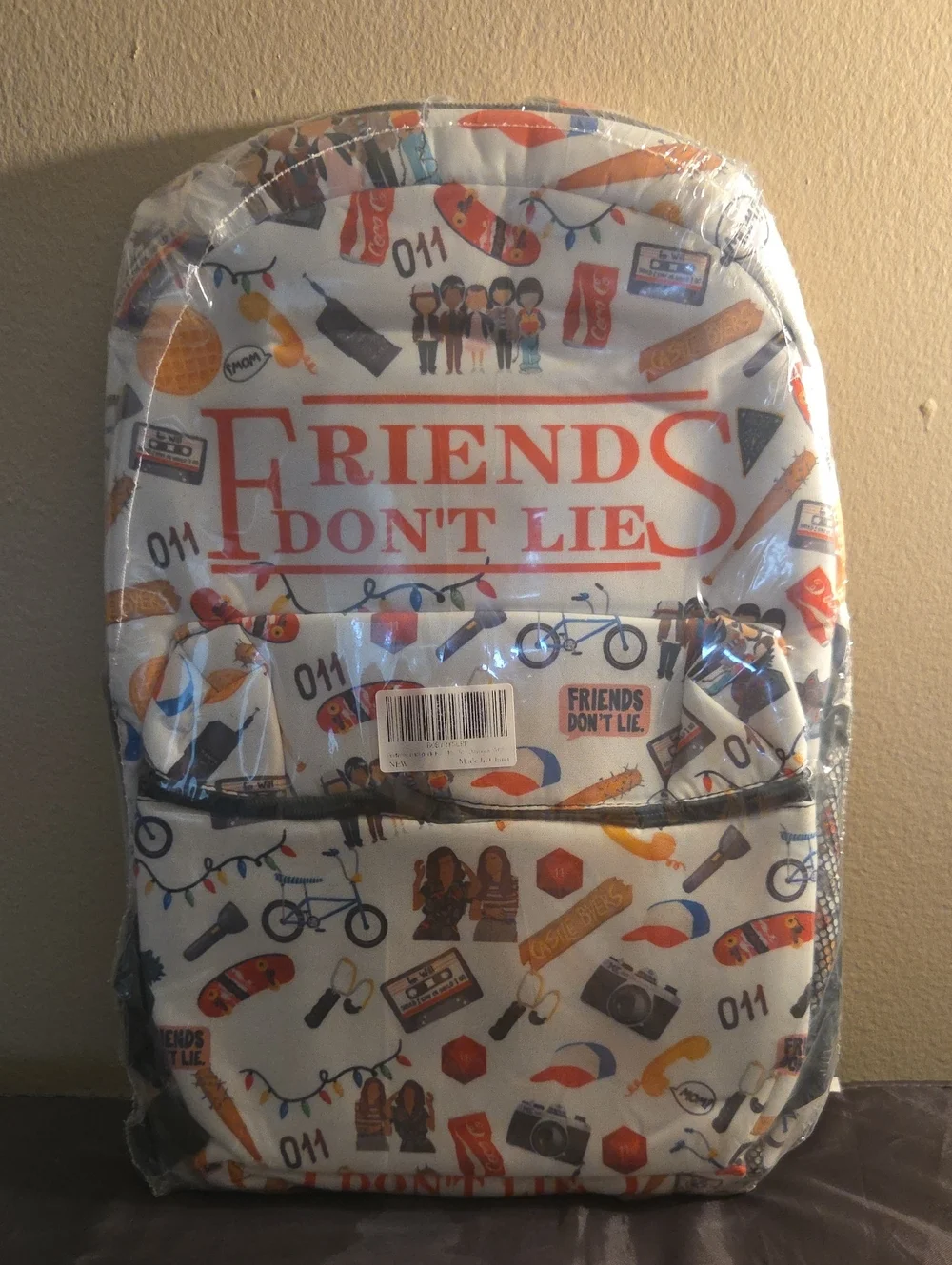 White 'Friends Don't Lie' Graphic Kids Backpack